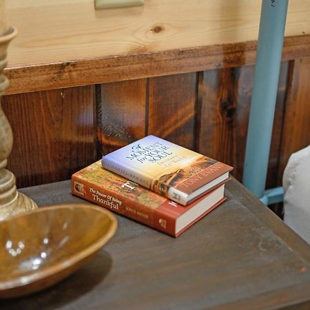 Large Luxury 2Br Cabin W Hot Tub Double Trouble Was Designed For Fun Comfort And Memories Minutes From Buzzling Hochatown And Beautiful Beaver Bend State Park ブロークン・ボウ エクステリア 写真
