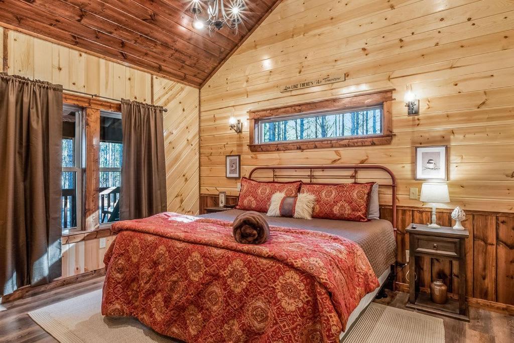 Large Luxury 2Br Cabin W Hot Tub Double Trouble Was Designed For Fun Comfort And Memories Minutes From Buzzling Hochatown And Beautiful Beaver Bend State Park ブロークン・ボウ エクステリア 写真
