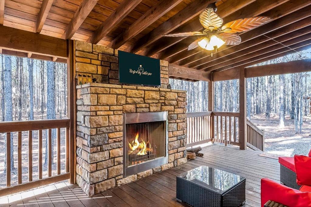 Large Luxury 2Br Cabin W Hot Tub Double Trouble Was Designed For Fun Comfort And Memories Minutes From Buzzling Hochatown And Beautiful Beaver Bend State Park ブロークン・ボウ エクステリア 写真