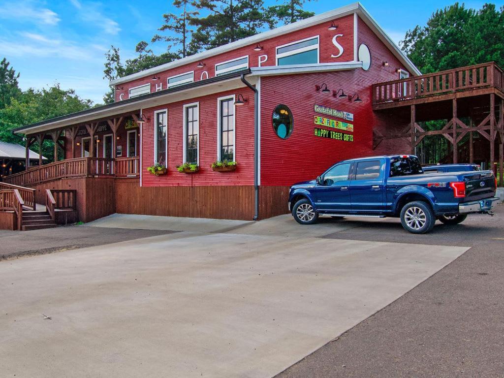 Large Luxury 2Br Cabin W Hot Tub Double Trouble Was Designed For Fun Comfort And Memories Minutes From Buzzling Hochatown And Beautiful Beaver Bend State Park ブロークン・ボウ エクステリア 写真